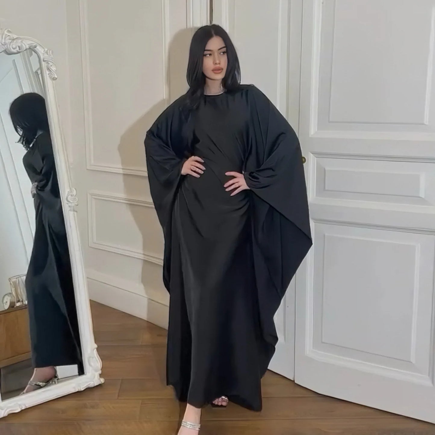 Elanora Abaya Black